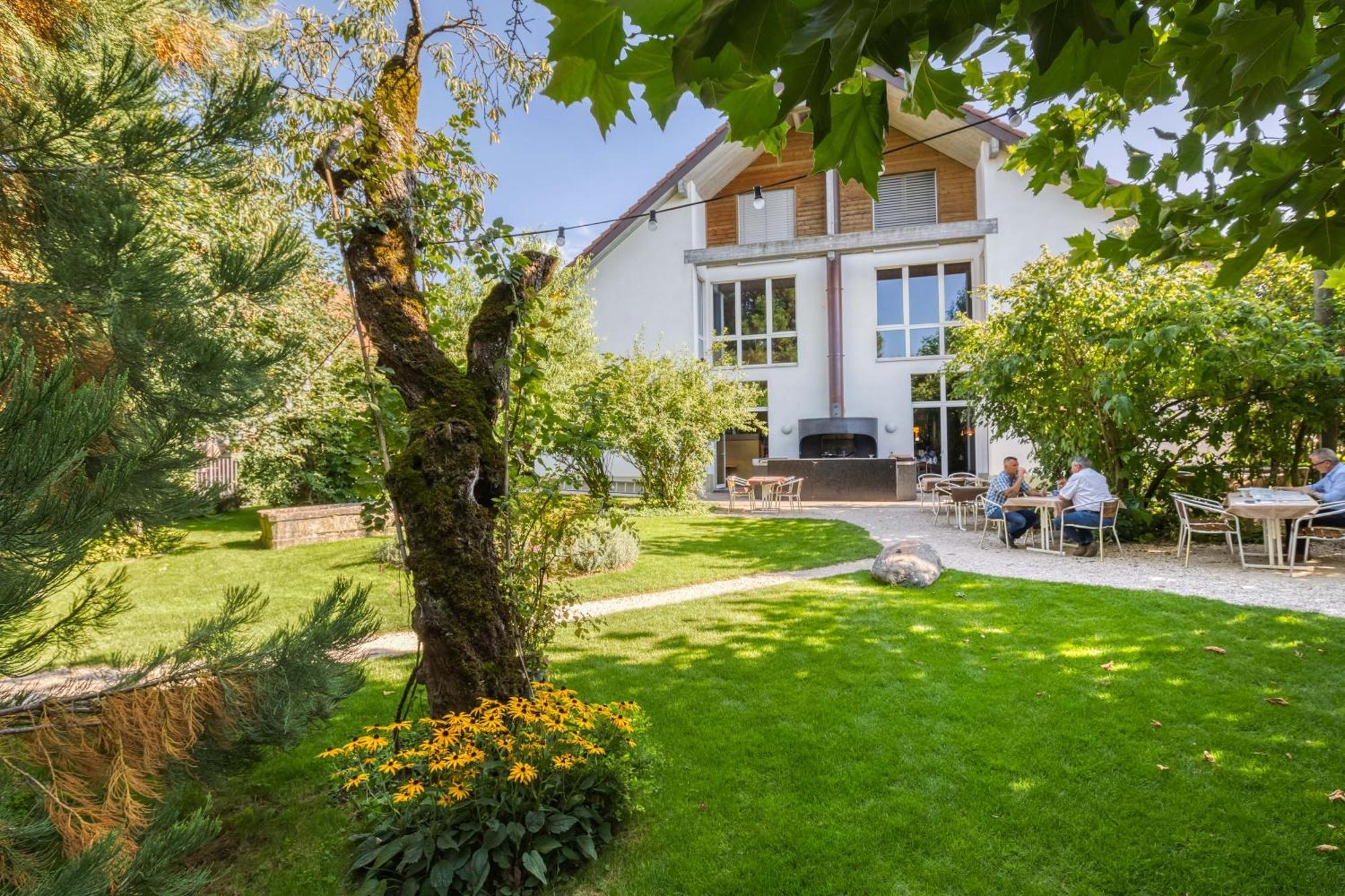 Hotel La Croix Blanche Hauterive  Zewnętrze zdjęcie