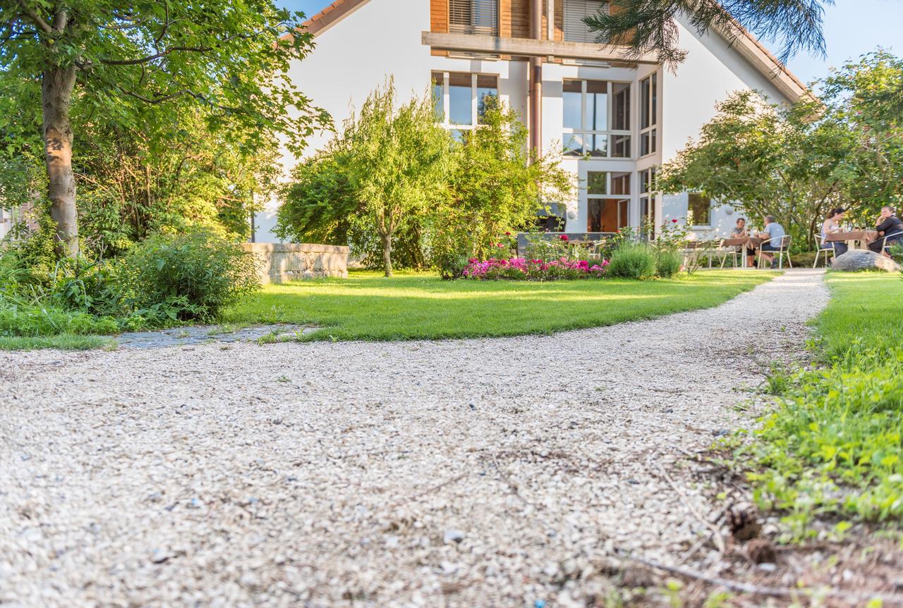 Hotel La Croix Blanche Hauterive  Zewnętrze zdjęcie