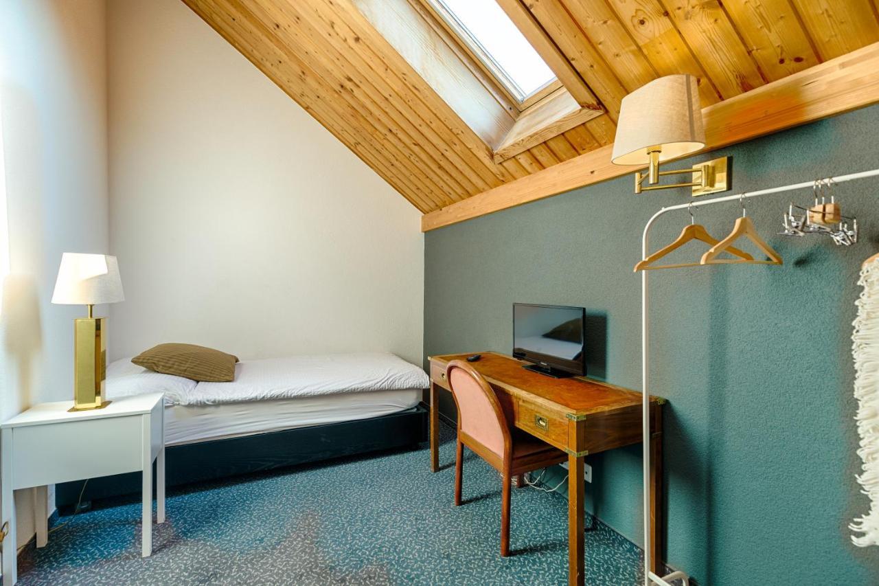Hotel La Croix Blanche Hauterive  Zewnętrze zdjęcie